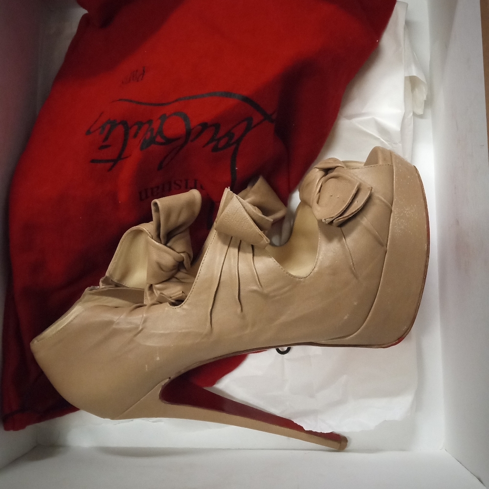 Christian louboutin madame butterfly 150 heels size 41